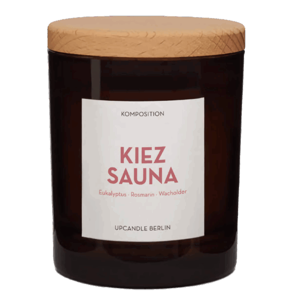 Braune Upcandle Duftkerze im Glas mit Holzdeckel, Duft Kiez Sauna – Eukalyptus, Rosmarin, Minze und Wacholder, Duftkategorie Energy